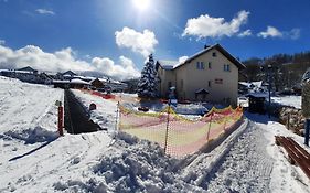 Willa Bumerang & Ski Lift Wyciag Zolwik W Cenie, Wypozyczalnia - Szkola Narciarska